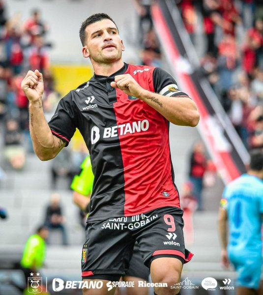 Golazo de Cuesta: Un Momento de Magia en la tardeRojinegra